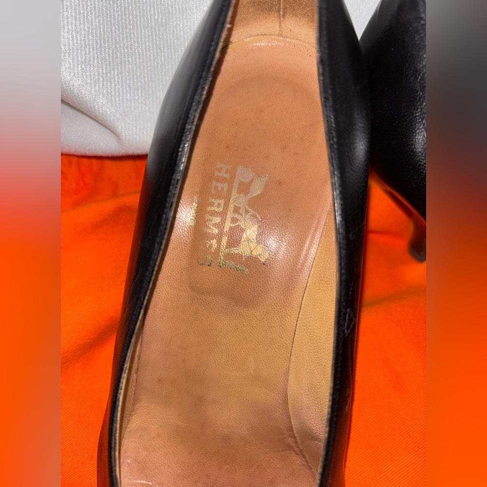 Hermes Black Heels Size 7 - Picture 3 of 9